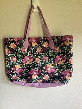 Amazon Essentials Floral Canvas Tote in Black with Pink Trim